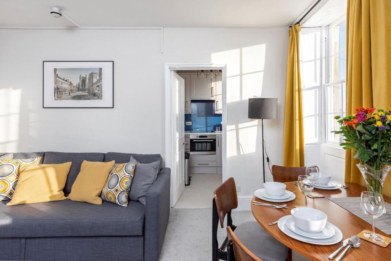 Abbey View Apartment บาธ ภายนอก รูปภาพ