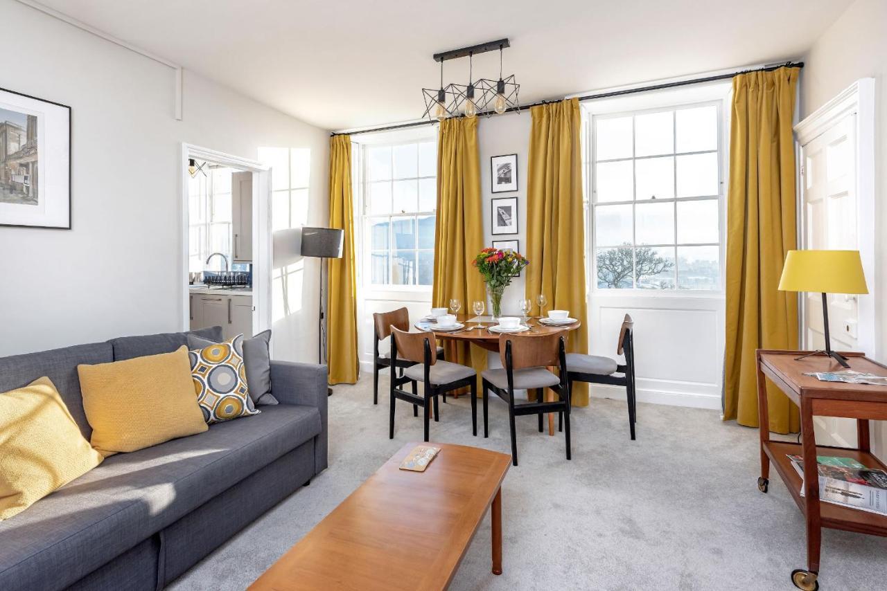 Abbey View Apartment บาธ ภายนอก รูปภาพ