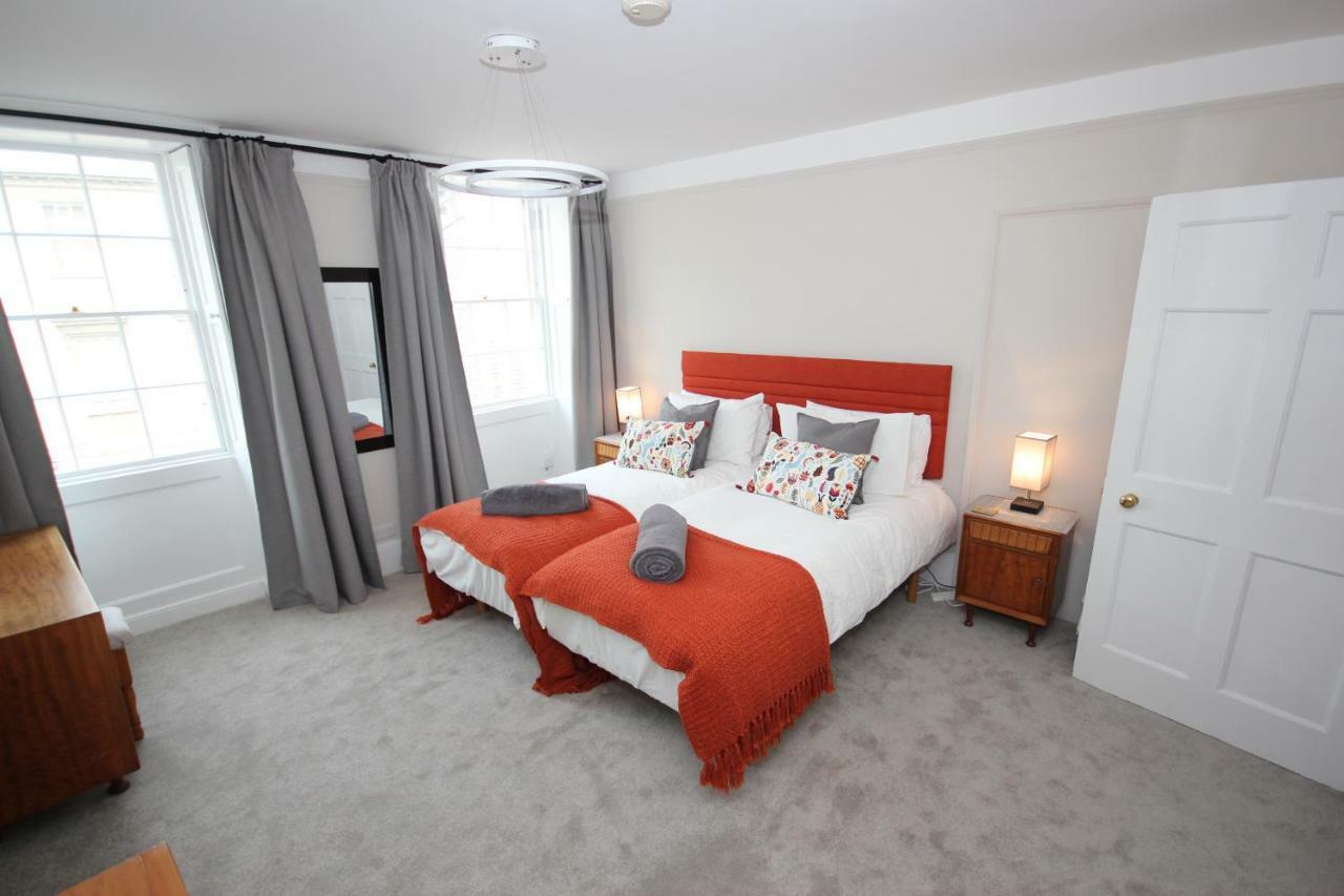 Abbey View Apartment บาธ ภายนอก รูปภาพ